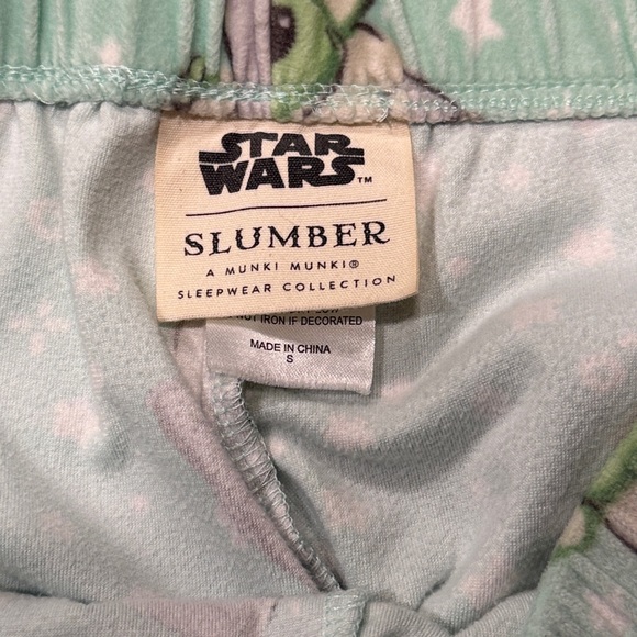 Star Wars x Munki Munki Women's Baby Yoda Print PJ Pajamas Sleepwear size S - Picture 6 of 6